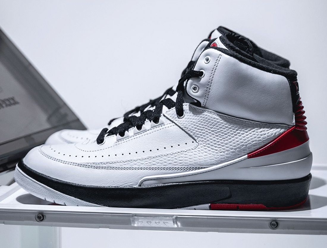 2022 Air Jordan 2 OG Chicago