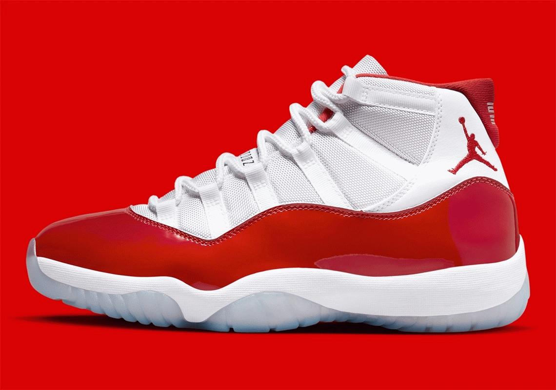 Air Jordan 11 Cherry