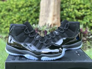 Air Jordan 11 Retro Cap and Gown