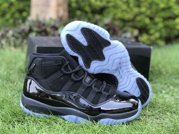 Air Jordan 11 Retro Cap and Gown Prom Night