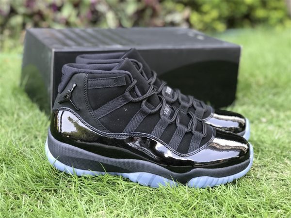 Air Jordan 11 Retro Cap and Gown Prom Night shoes