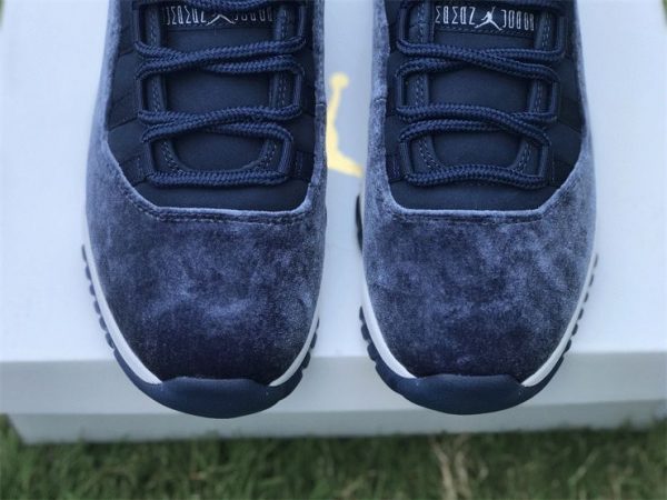 Air Jordan 11 Velvet Midnight Navy tongue