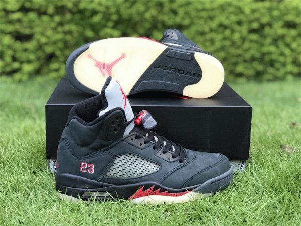 New Images Air Jordan 5 Gore-Tex Off-Noir