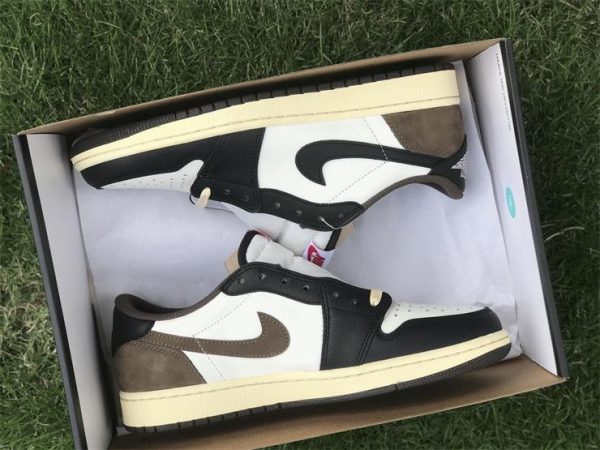 Fragment design x Travis Scott x Nike Air jordan 1 Low OG SP TS Brown in box