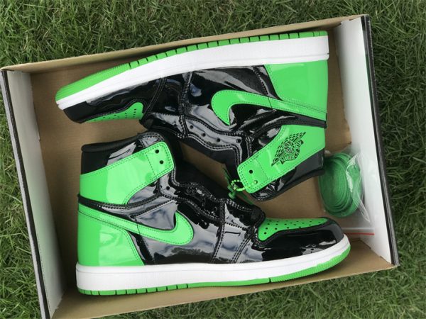 Patent Leather Green in box look