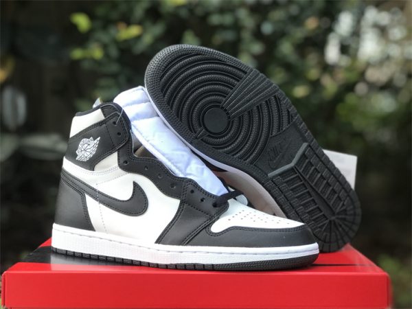 Air Jordan 1 Retro High 85 Black White 2023 underfoot