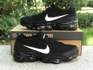 Air VaporMax 2023 Flyknit Black Sail Anthracite